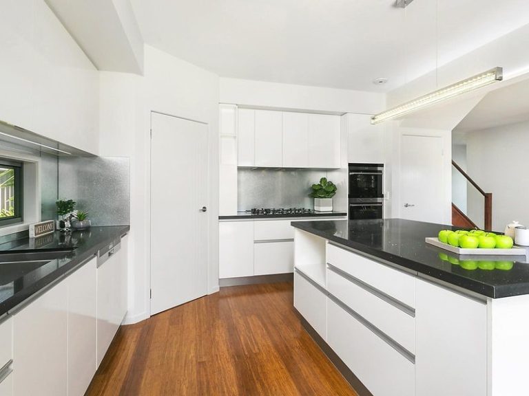 10 Headland Drive, BIRTINYA QLD 4575 - photo 5