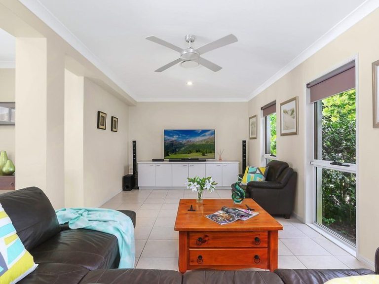 68 Koala Court, LITTLE MOUNTAIN QLD 4551 - photo 3