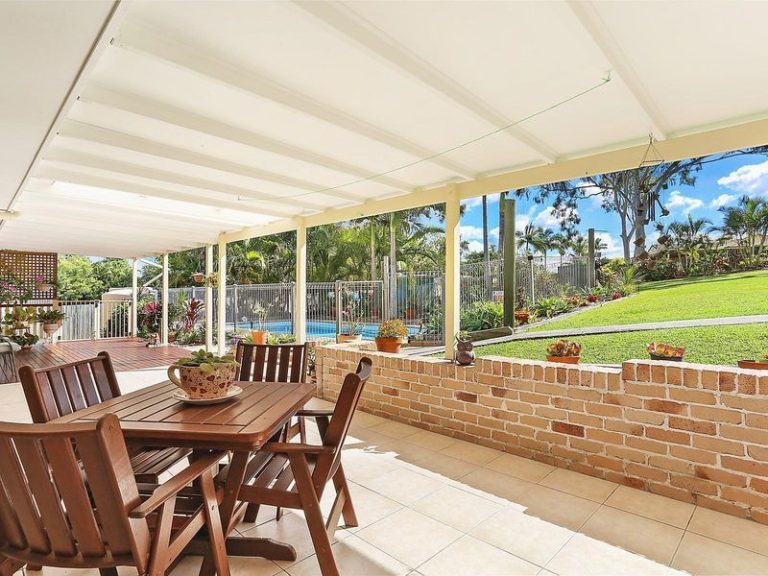10 Oakwood Street, LITTLE MOUNTAIN QLD 4551 - photo 8