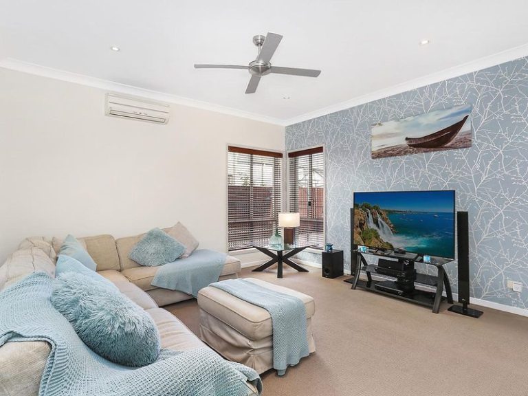 13 Tall Trees Way, LITTLE MOUNTAIN QLD 4551 - photo 3