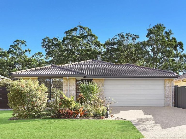 81 High Park Crescent, LITTLE MOUNTAIN QLD 4551 - photo 5