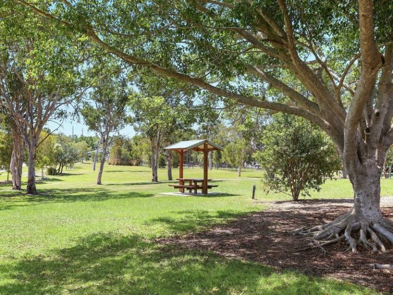 11/2A Albatross Avenue, AROONA QLD 4551 - photo 7