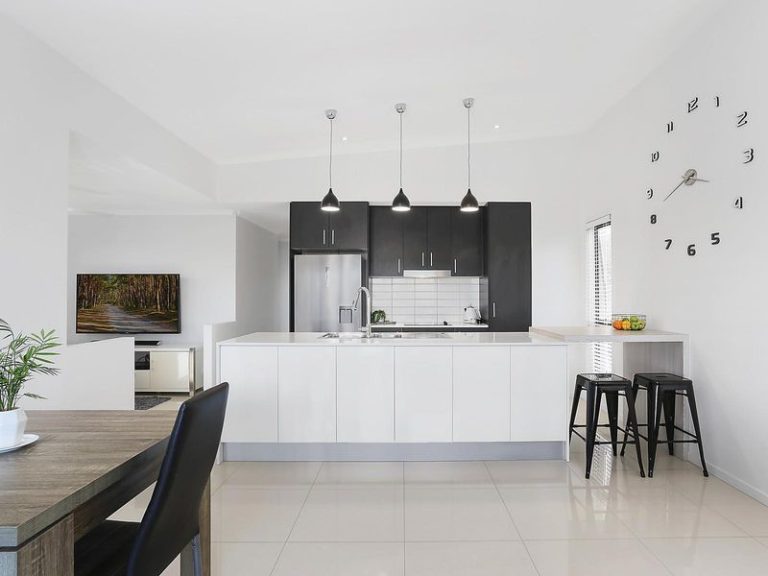 17 Sunshine Crescent, Caloundra West QLD 4551 - photo 7