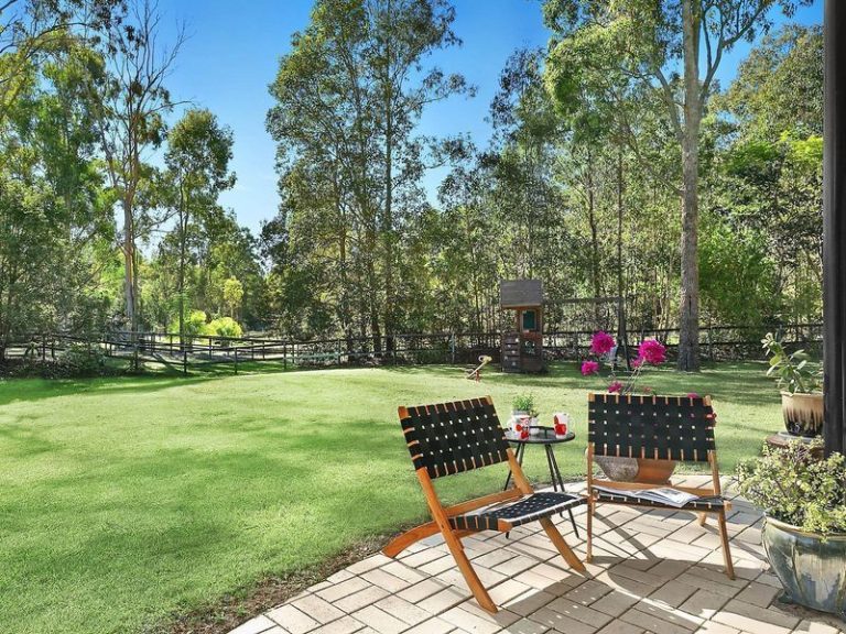 62 Whites Road, LANDSBOROUGH QLD 4550 - photo 12