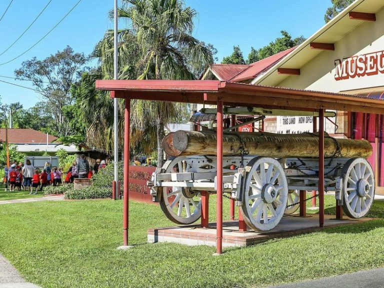 62 Whites Road, LANDSBOROUGH QLD 4550 - photo 14