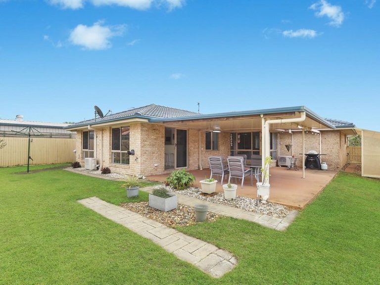 1 Huon Place, CURRIMUNDI QLD 4551 - photo 5