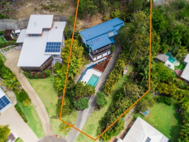 11 Hillside Court, LITTLE MOUNTAIN QLD 4551 - photo 10