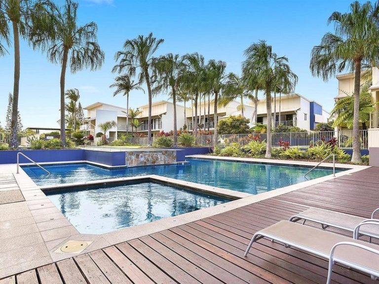 39/1 Grenada Way, KAWANA ISLAND QLD 4575 - photo 9