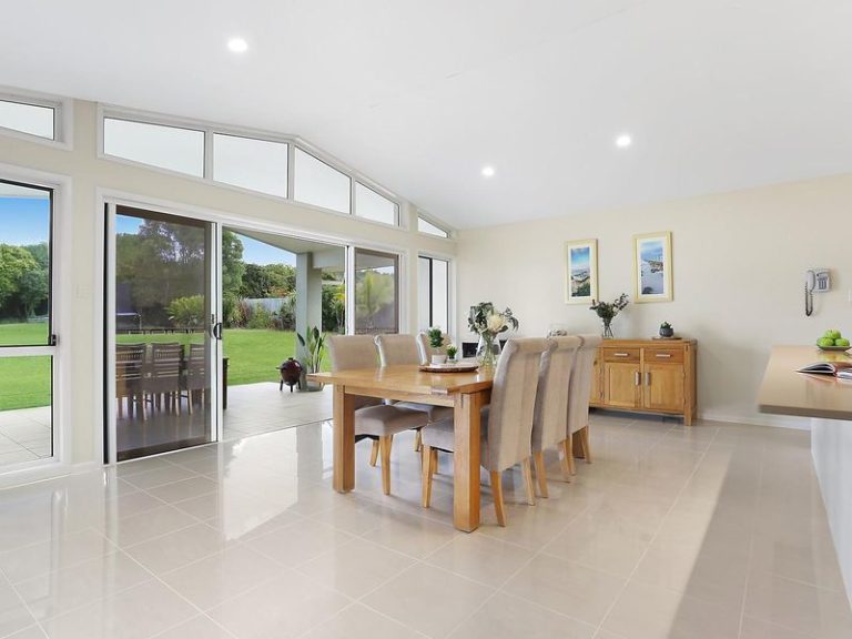 78 Lachlan Crescent, BEERWAH QLD 4519 - photo 4