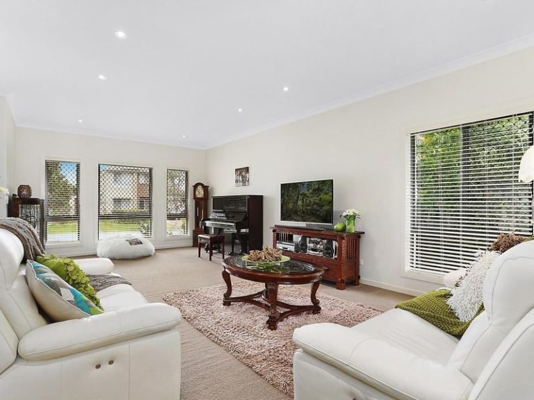 27 Little Mountain Drive, LITTLE MOUNTAIN QLD 4551 - photo 3