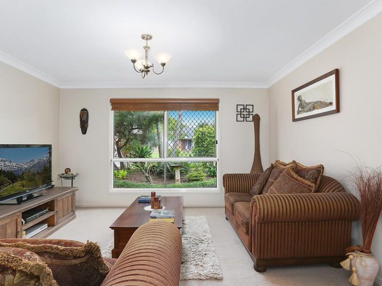 12 Bellevue Drive, LITTLE MOUNTAIN QLD 4551 - photo 3