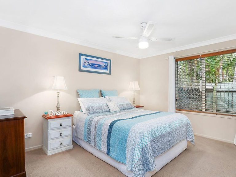 12 Bellevue Drive, LITTLE MOUNTAIN QLD 4551 - photo 5