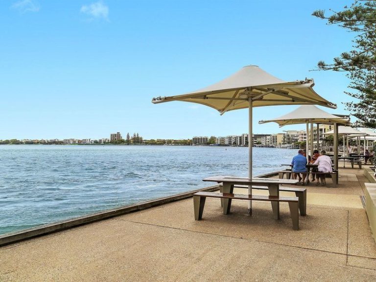 2/16 Minchinton Street, CALOUNDRA QLD 4551 - photo 13