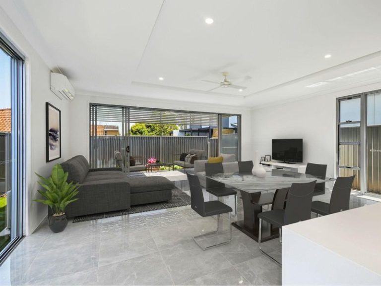 2/16 Minchinton Street, CALOUNDRA QLD 4551 - photo 4