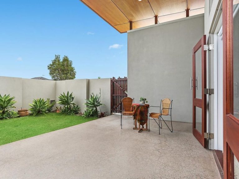 52 Frankland Avenue, MERIDAN PLAINS QLD 4551 - photo 4
