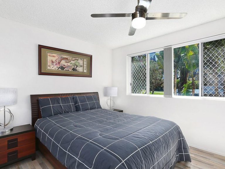 2/5 Warne Terrace, KINGS BEACH QLD 4551 - photo 5