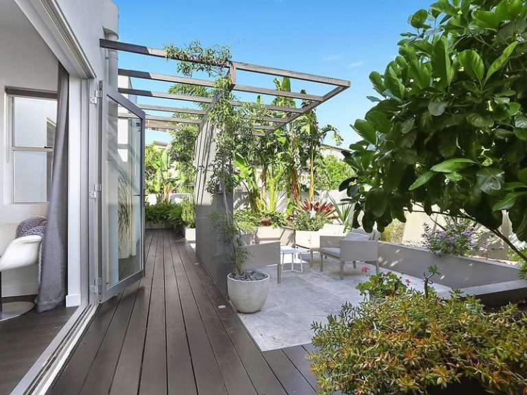 13 Antilles Street, KAWANA ISLAND QLD 4575 - photo 9