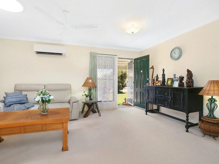 225/4 Melody Court, WARANA QLD 4575 - photo 2