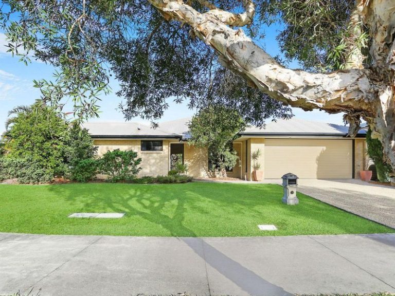 Sold - 70 Rawson Street - New Property in CALOUNDRA WEST - Real Estate by Nicki Colam