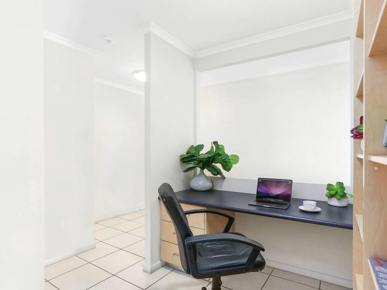 108/36 Browning Boulevard, BATTERY HILL QLD 4551 - photo 4