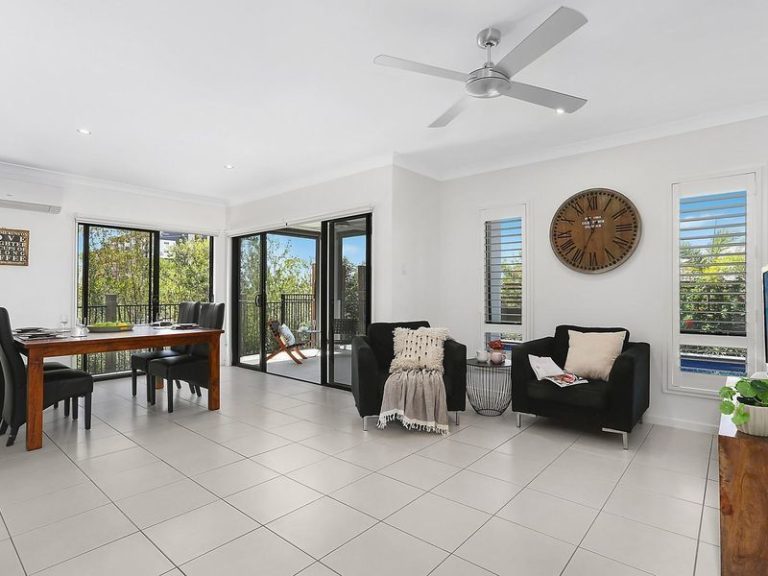 2 Viridian Circuit, Birtinya QLD 4575 - photo 6