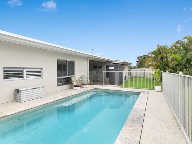 12 Cullen Drive, LITTLE MOUNTAIN QLD 4551 - photo 5