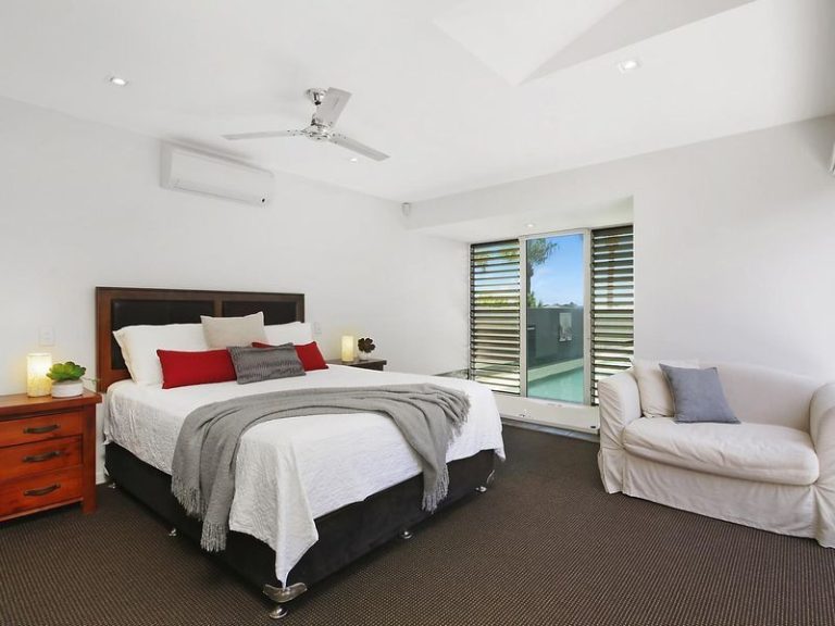 7 Santorini Court, Kawana Island QLD 4575 - photo 12