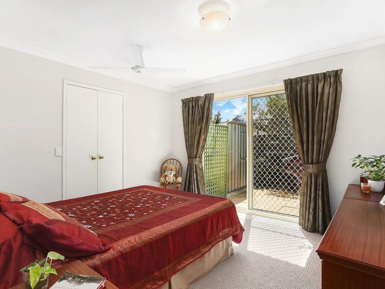8 Bellevue Drive, LITTLE MOUNTAIN QLD 4551 - photo 5