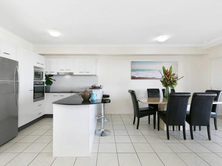 17/10-14 Saltair Street, KINGS BEACH QLD 4551 - photo 2