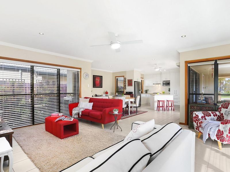 2 Mauritius Crescent, Kawana Island QLD 4575 - McGrath Coast & Hinterland