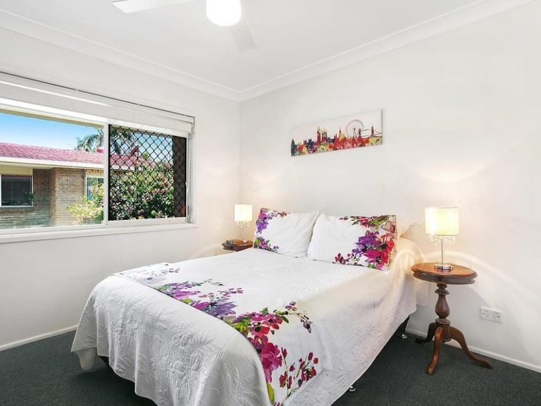 2/8 Jewel Street, Golden Beach QLD 4551 - photo 4