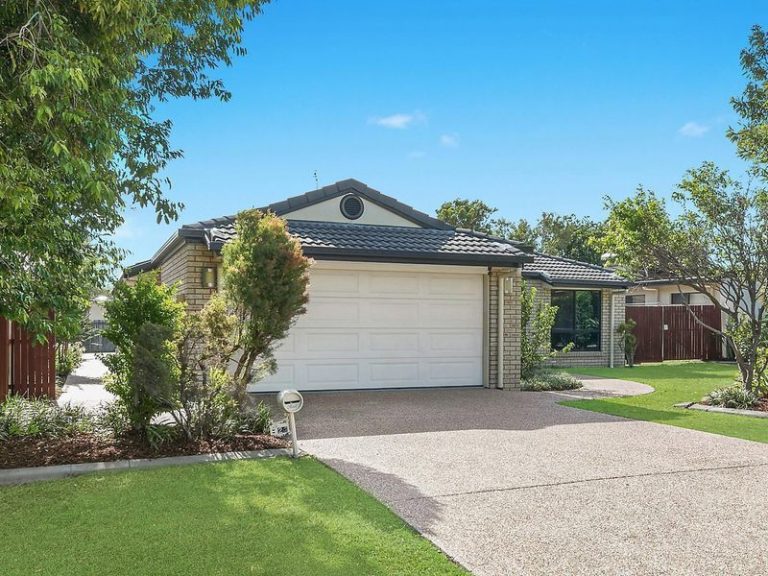 24 Cougal Circuit, Caloundra West