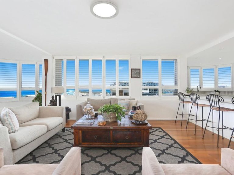 9/39 Canberra Terrace, KINGS BEACH QLD 4551 - photo 2