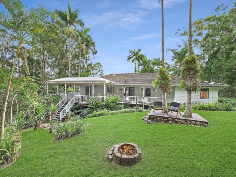 135 Dales Road, Chevallum QLD 4555 - photo 12
