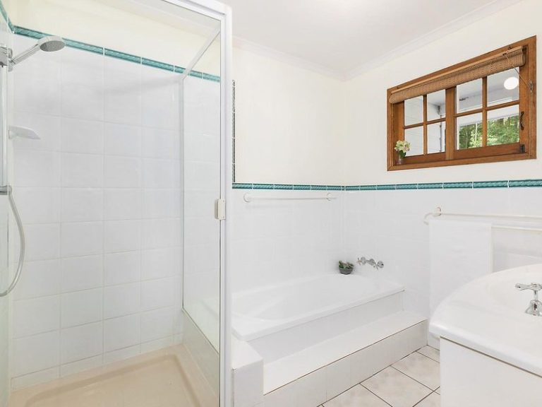 135 Dales Road, Chevallum QLD 4555 - photo 7