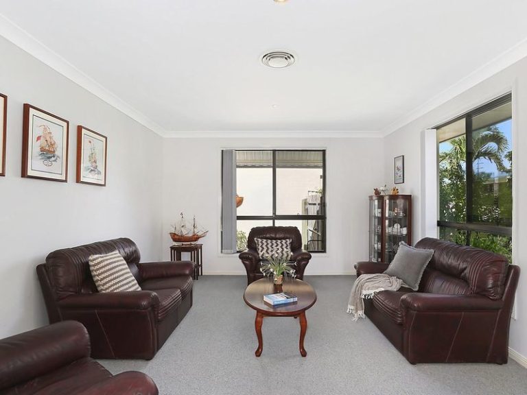 6 Mykonos Court, Kawana Island QLD 4575 - photo 6