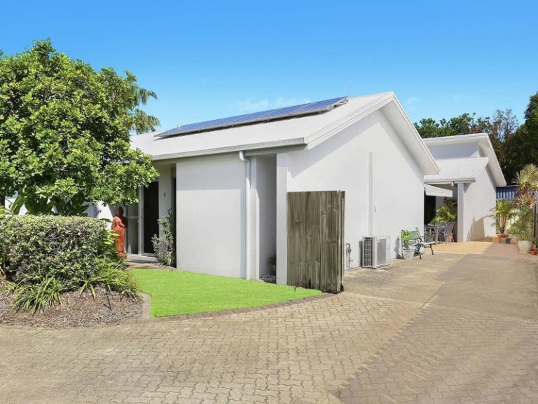 2/239 Kawana Way, KAWANA ISLAND QLD 4575 - photo 5