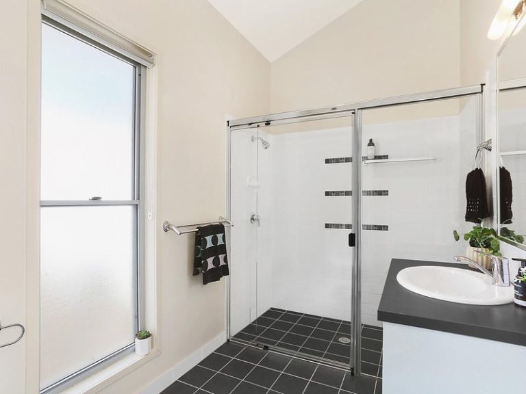 2/239 Kawana Way, KAWANA ISLAND QLD 4575 - photo 7
