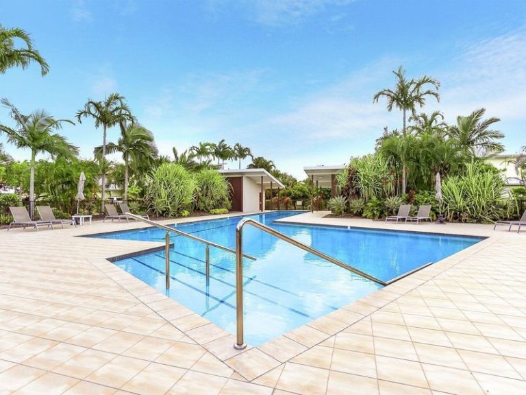 2/239 Kawana Way, KAWANA ISLAND QLD 4575 - photo 10