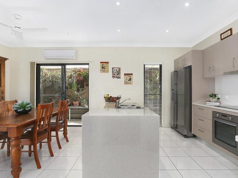 9 Woombye Street, Meridan Plains QLD 4551 - photo 5