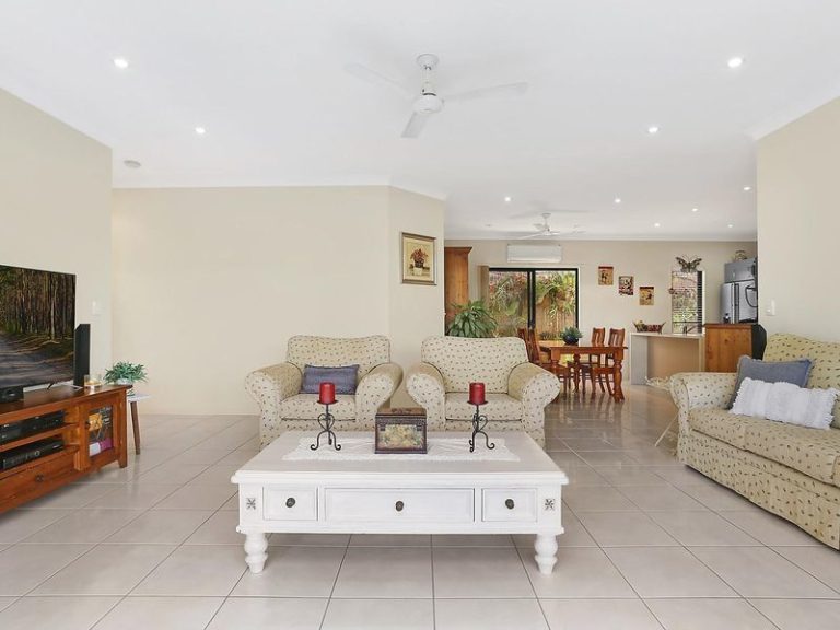 9 Woombye Street, Meridan Plains QLD 4551 - photo 6