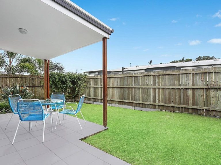 25/17 Greensboro Place, Little Mountain QLD 4551 - photo 3