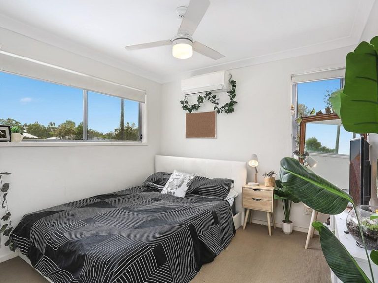 25/17 Greensboro Place, Little Mountain QLD 4551 - photo 4