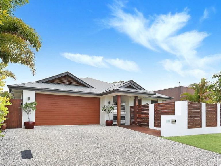 132 Grand Parade, KAWANA ISLAND QLD 4575 - photo 11