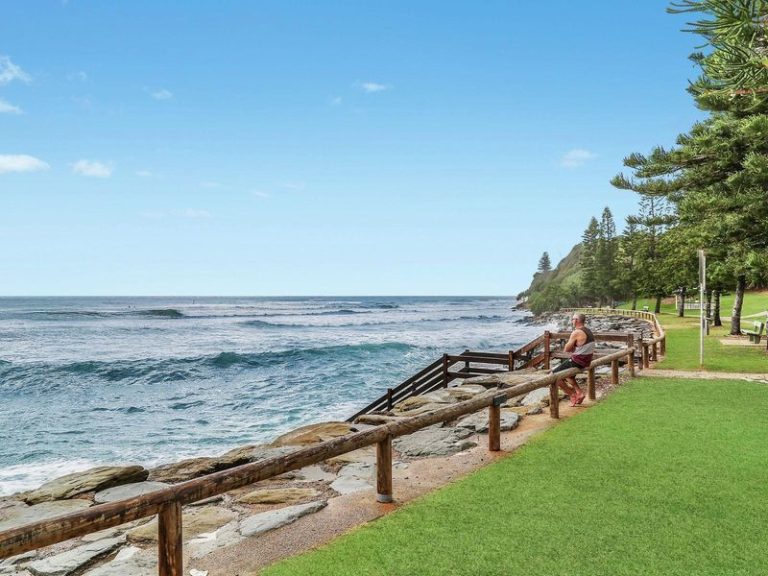 Sold - 13/1 Bryce Street - New Property in Moffat Beach - Real Estate by David Hedley-Ward