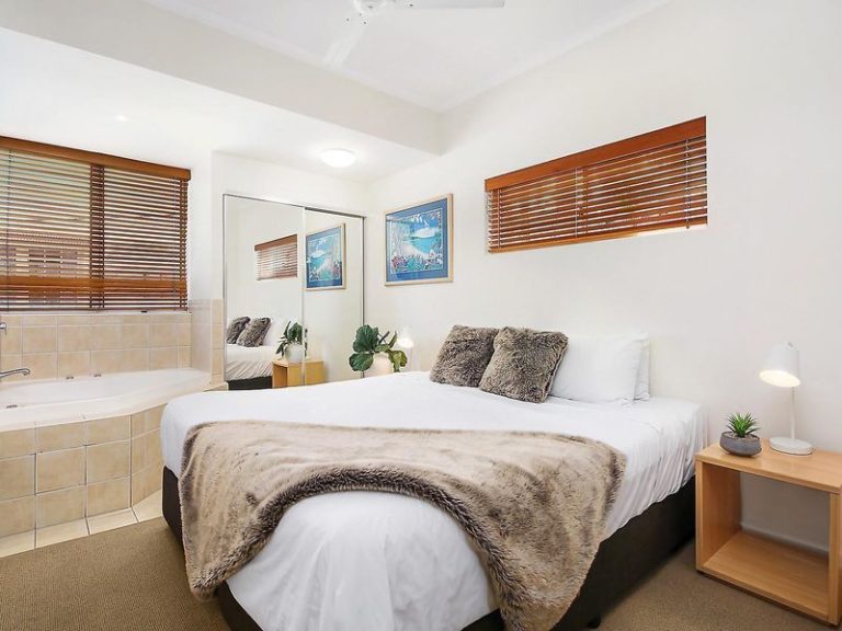 52/8 Levuka Avenue, KINGS BEACH QLD 4551 - photo 3