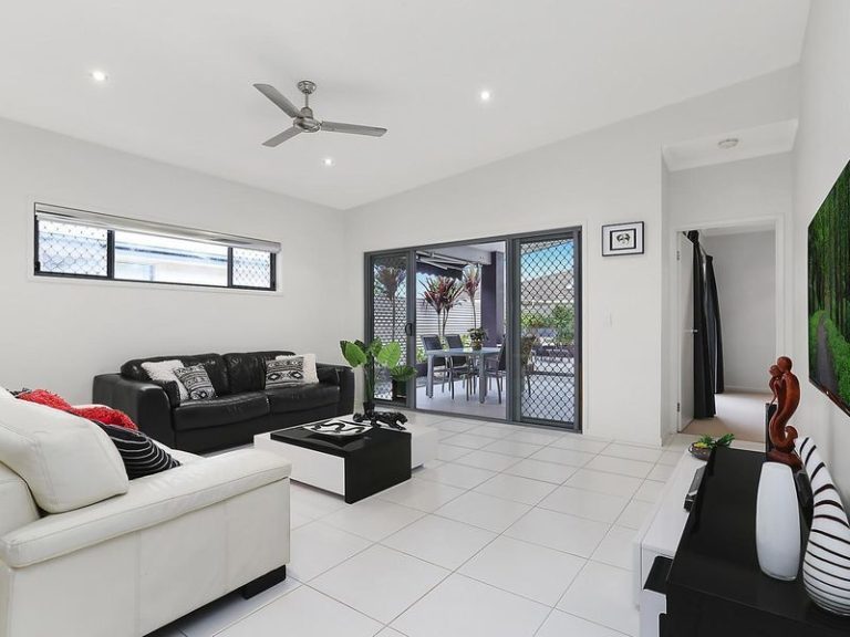 9 Silkpod Street, Meridan Plains QLD 4551 - photo 2