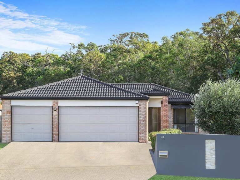 44 Mimosa Crescent, Currimundi QLD 4551 - photo 4