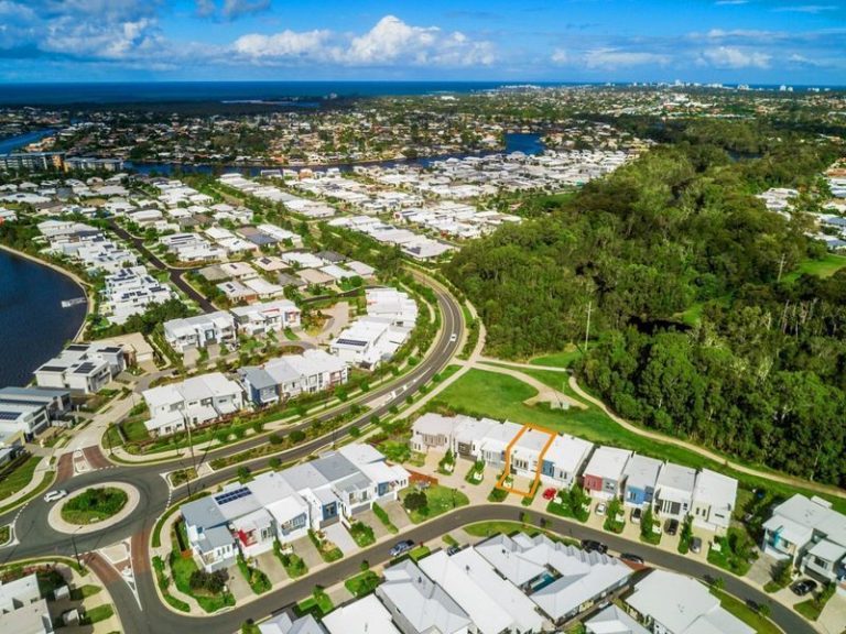 48 Viridian Circuit, Birtinya QLD 4575 - photo 5