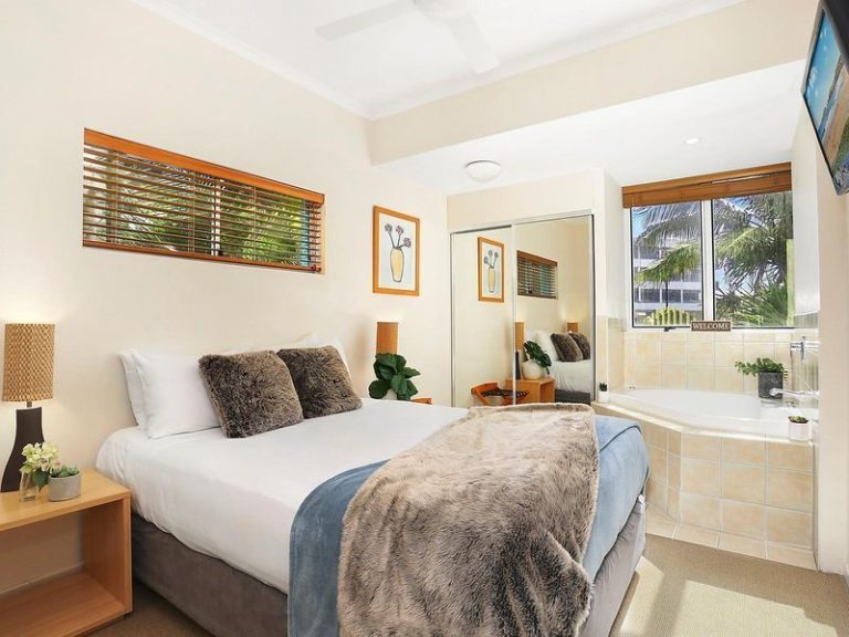 Level 2/42/8 Levuka Avenue, Kings Beach QLD 4551 - photo 4